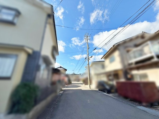 中古戸建　下矢田町4丁目の前面道路含む現地写真