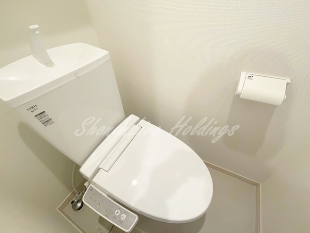藤沢市城南５丁目の賃貸マンションのトイレ|同施工物件