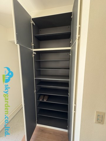 鎌倉市梶原１期　新築戸建　全２棟１号棟の収納|シューズボックス