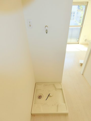グリーンヒルズ山王B棟の設備|洗濯機置き場