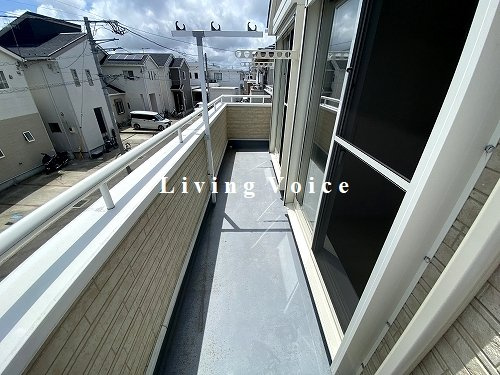 【バルコニー】 | 平塚市西真土3丁目　中古一戸建て | 平塚市西真土3丁目　中古一戸建て