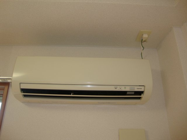 ローズガーデン長塚Ⅱの設備|エアコン
