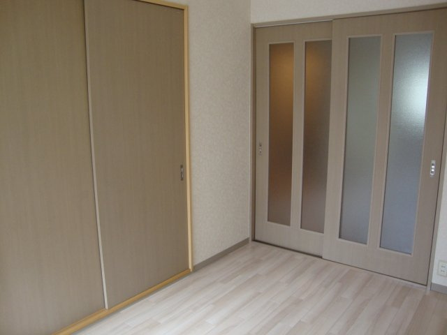 レジデンス町添の内装|洋室