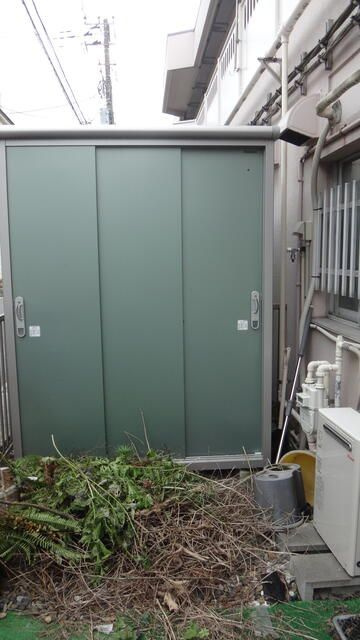 船橋市浜町１丁目の店舗事務所の収納