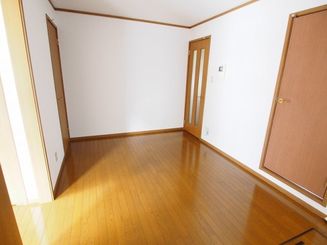 【内装】 | サンライズアリタＡ | 明るい室内です