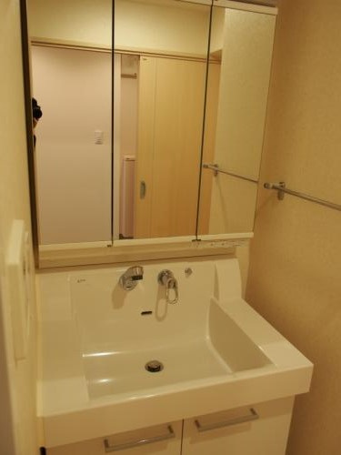 【洗面所】 | コンパクトで使いやすい洗面所