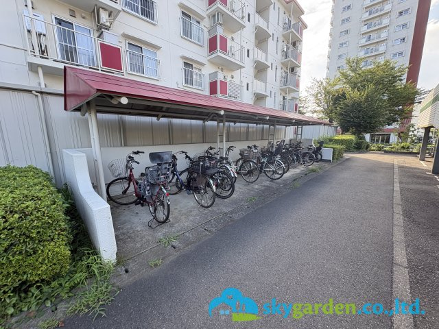 湘南小糸第一住宅２号棟の駐輪場