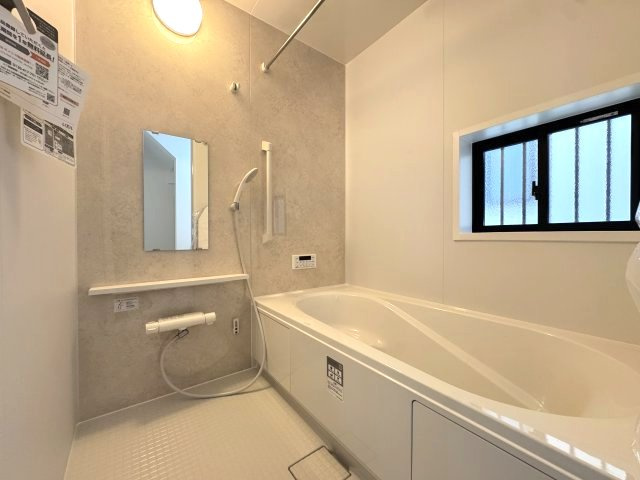 明石市魚住町西岡新築戸建A号棟の浴室