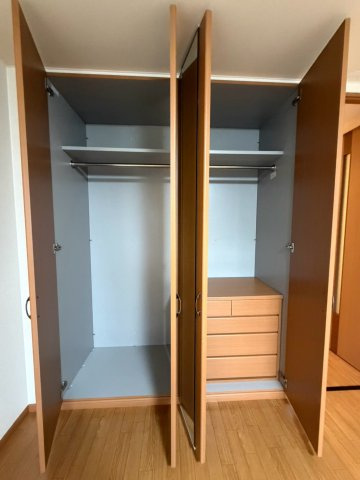 白土ハイツの収納
