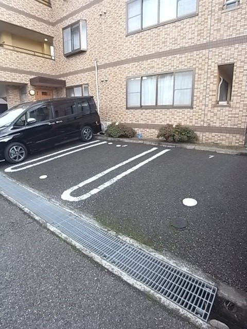 ヴィヴィッドの外観