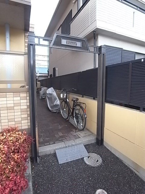 ヴィヴィッドの外観