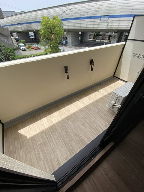 La　Douceur西宮北口のバルコニー