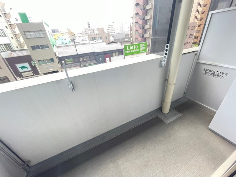 エスリード長堀タワーのバルコニー