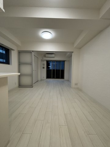 LaDouceur梅田Eastの居間・リビング