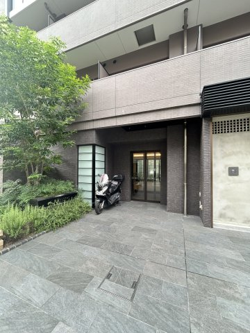 LaDouceur梅田Eastのエントランス