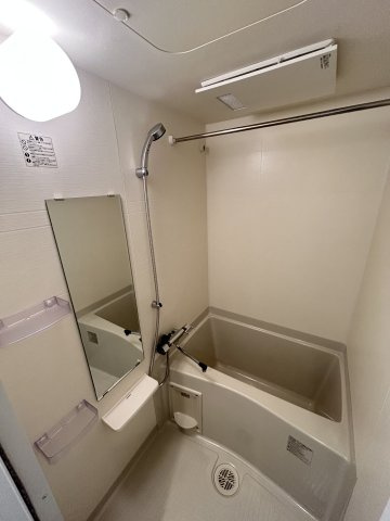 LaDouceur梅田Eastの浴室