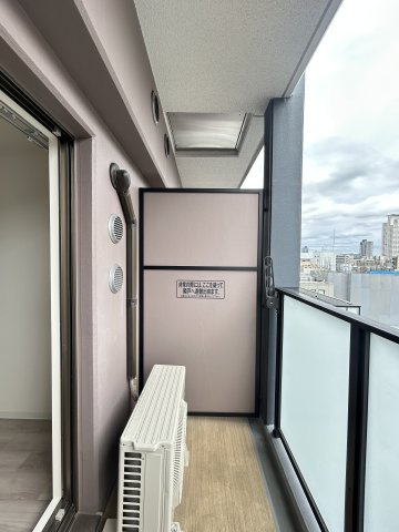 LaDouceur梅田Eastのバルコニー