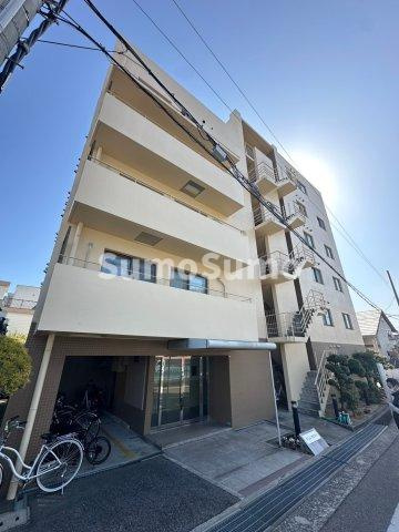ラファ西宮北口の外観