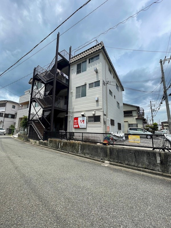 光南ハイツの外観