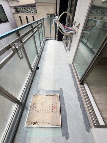 エスリード大阪NEXUSのバルコニー