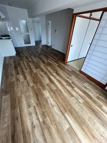 ロイヤルメゾン鹿塩弐番館の居間・リビング