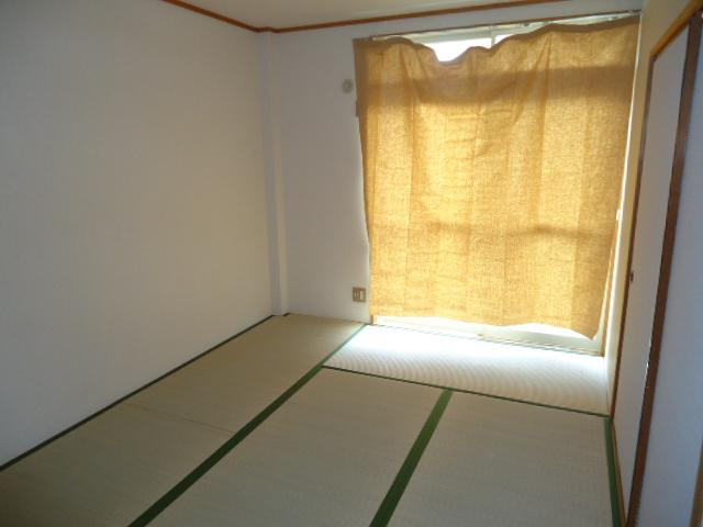 プチシャトー御立の内装|和室