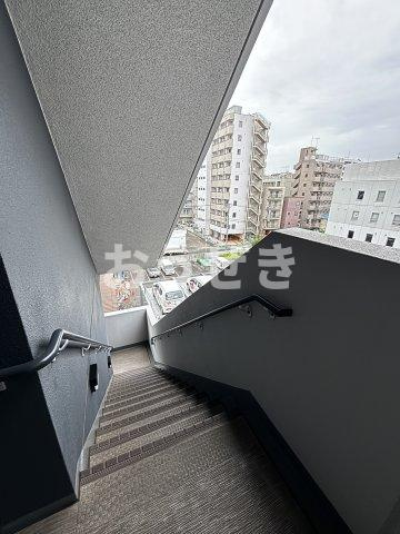 ベイサイドヒルズ関内のバルコニー