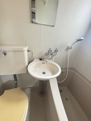 メゾンエクセＫの洗面所