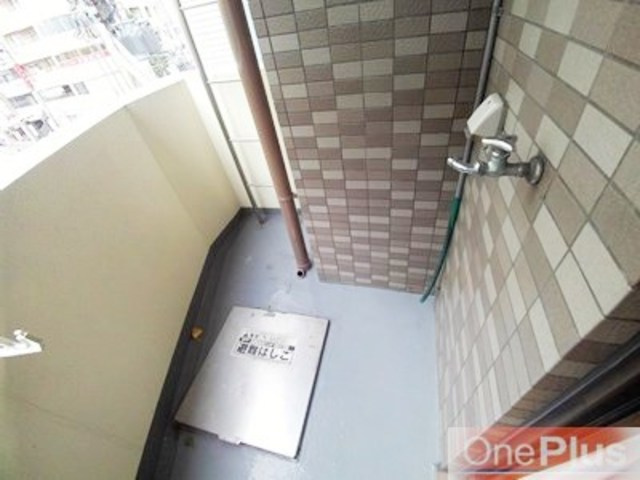 サンビルダー六甲駅前の設備|室外洗濯機置き場