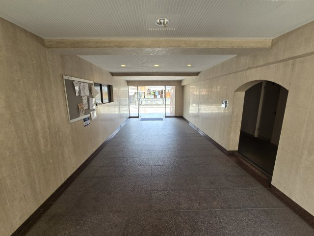 エトワール長岡京のロビー