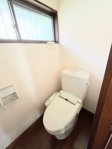 間々田2450戸建てのトイレ