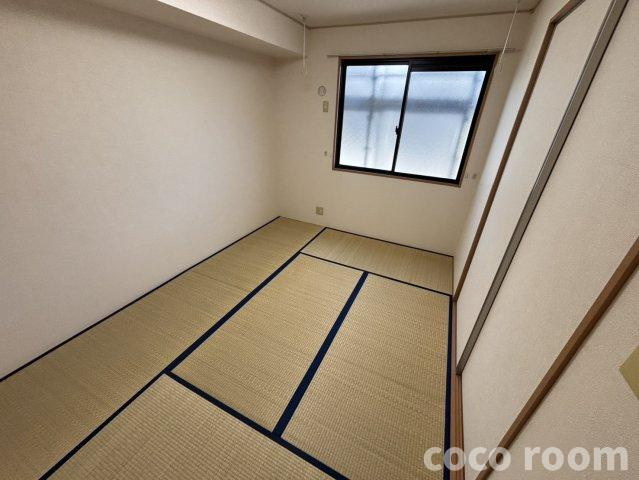 セジュール築地　Bの収納