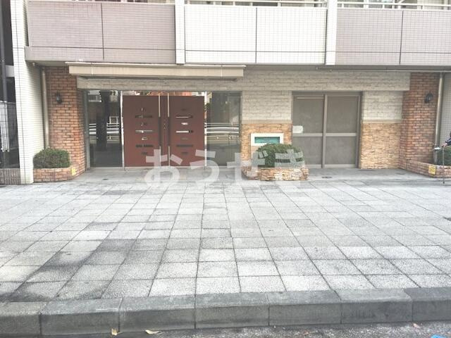 日神デュオステージ関内大通り公園のエントランス