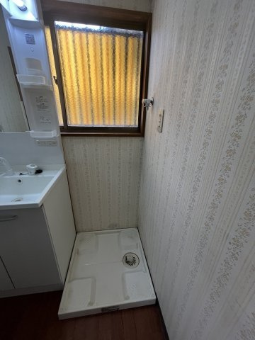 小山市乙女一丁目戸建てのその他|洗濯機置き場