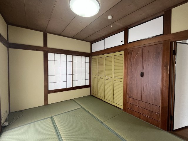 小山市乙女一丁目戸建ての和室|1階南側和室
