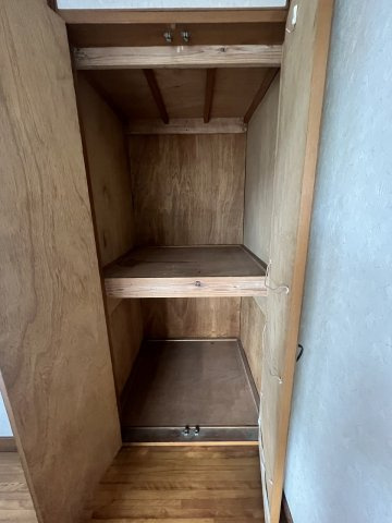 小山市乙女一丁目戸建ての収納|2階廊下収納