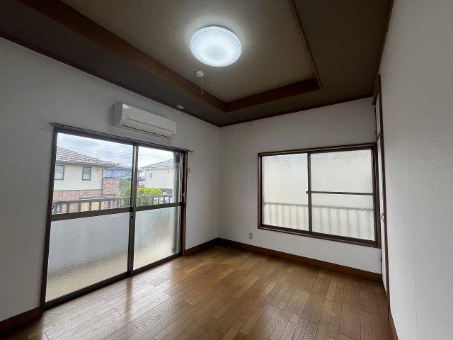小山市乙女一丁目戸建ての洋室|2階洋室