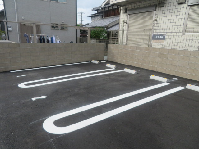 アチェロ御立の駐車場