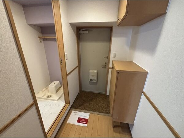 アケイシャの玄関