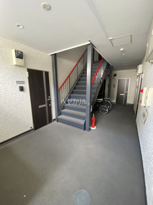 【ロビー】 | ラ・カーサ・ヴィータ | 同建物別部屋参考
