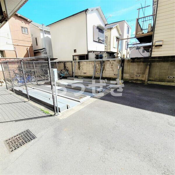 ｉランド川崎の駐車場