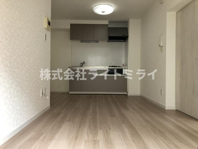 メゾネット四谷の居間・リビング| 