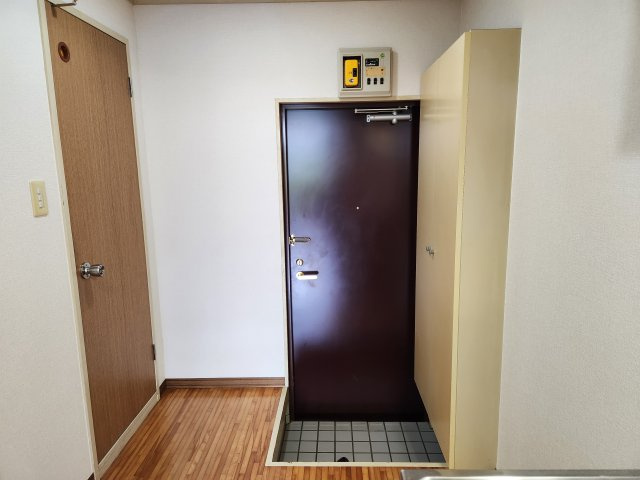 リバーサイド豊和の玄関
