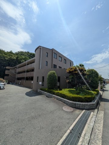 ラフィーネ港北Ⅱの駐車場