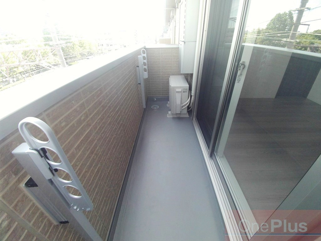 エレナ本山のバルコニー