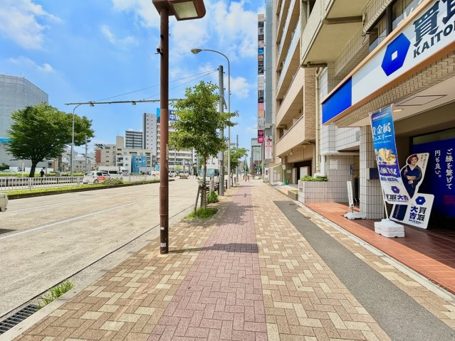 寿ゞやマンション大曽根の周辺|街路樹の緑も感じられる、見通しのよい街並みです