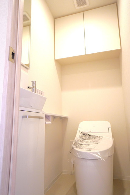 アヴァンカーサ町屋のトイレ|※写真は同タイプ住戸です。