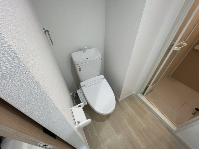 D-STYLE三ノ輪Ⅱのトイレ|落ち着いた色調のトイレです
