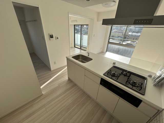 REALIZE町屋のキッチン|使いやすいキッチンです