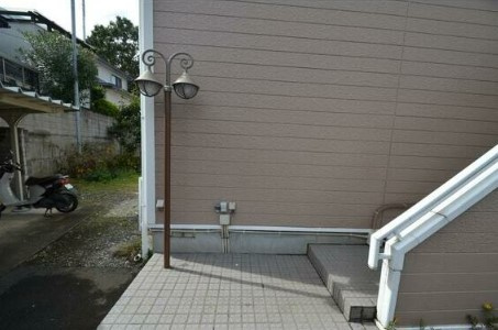 エステートピアろうどのエントランス